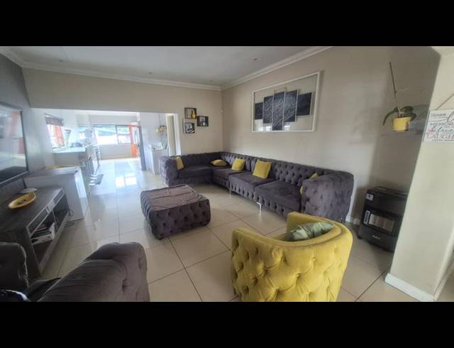 5 BEDROOM HOUSE FOR SALE IN FLORIDA